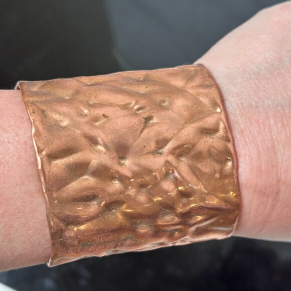 Solid Copper Cuff Bracelet Brutalist Modernist Handmade Statement Rustic Crinkle - Picture 13 of 13